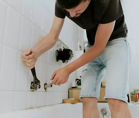 Affordable Bathtub Faucet Replacement in Wantagh: Choose Experienced Local Technicians