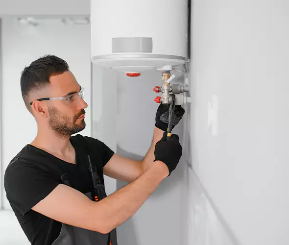 Expert Plumber for Water Heater Expansion Tank Installation in Wantagh, NY